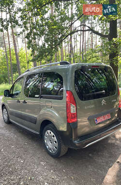 Минивэн Citroen Berlingo 2011 в 