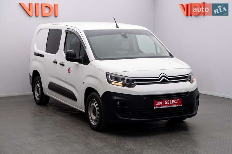Грузопассажирский фургон Citroen Berlingo 2021 в 