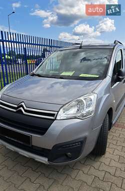 Минивэн Citroen Berlingo 2017 в Новояворовске