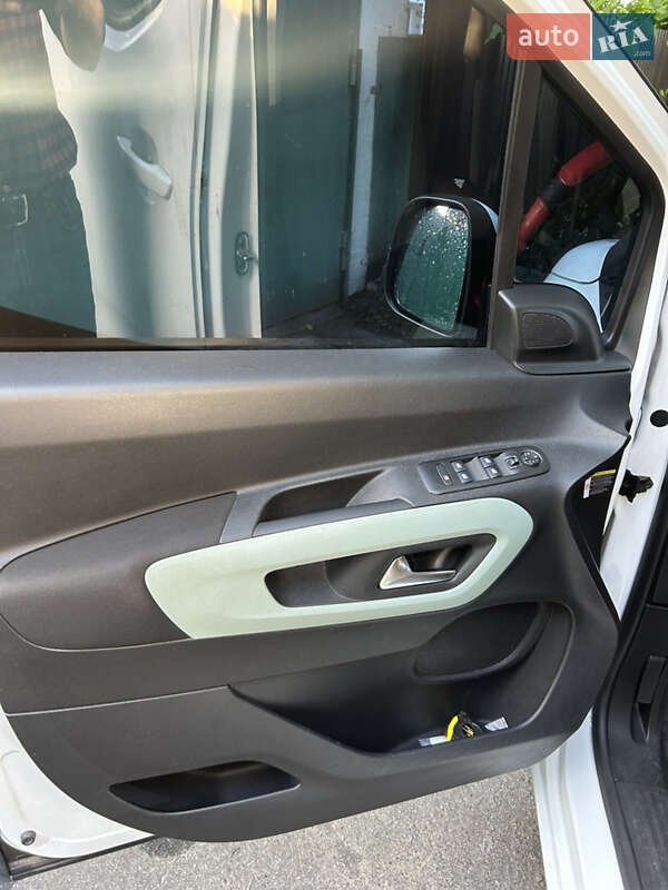 Минивэн Citroen Berlingo 2019 в Киеве