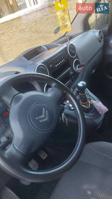 Минивэн Citroen Berlingo 2010 в Хусте