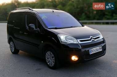 Минивэн Citroen Berlingo 2011 в 