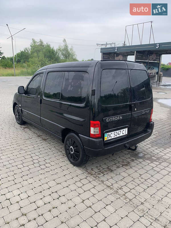 Вантажний фургон Citroen Berlingo 2006 в Жовкві