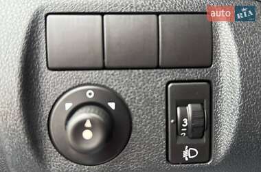 Минивэн Citroen Berlingo 2011 в 