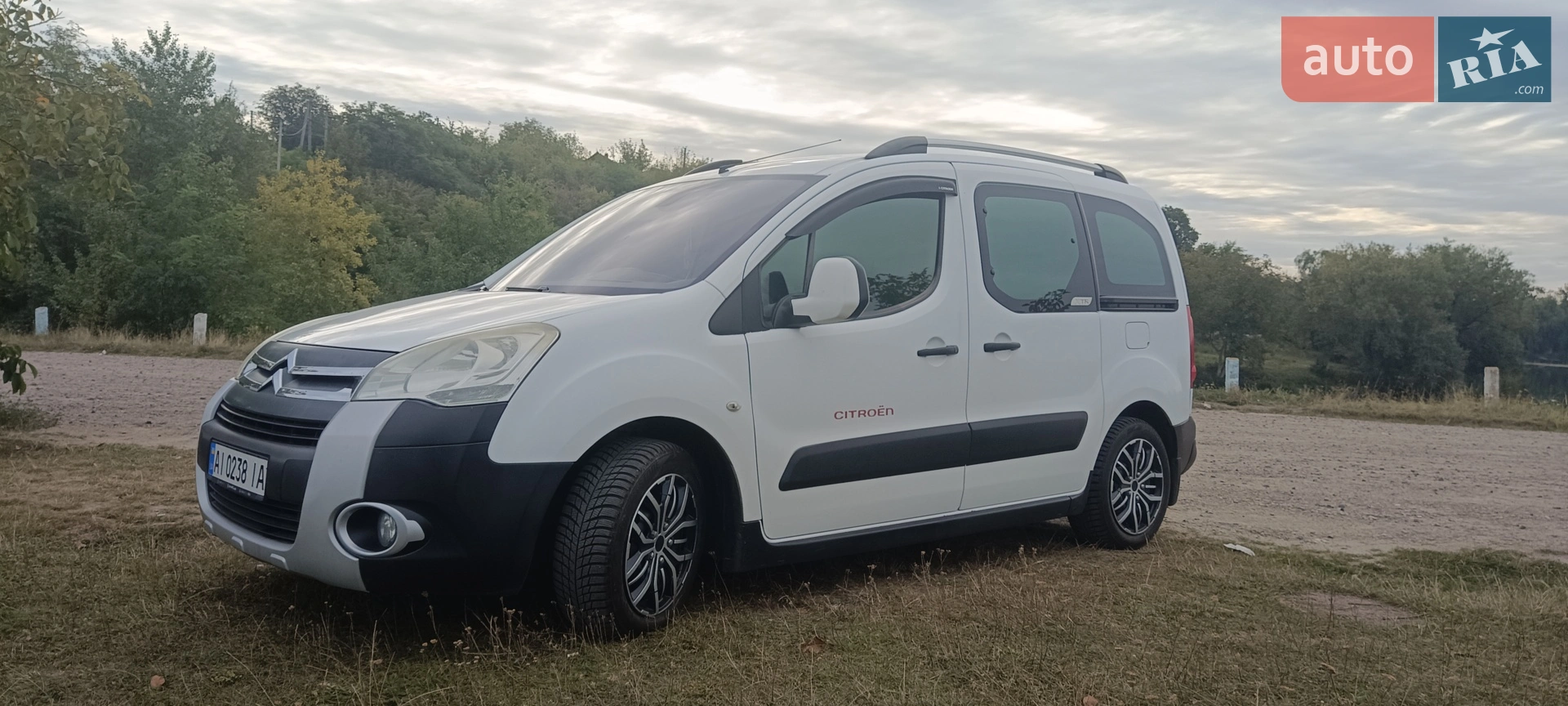 2011 Citroen Berlingo - мініатюра 14