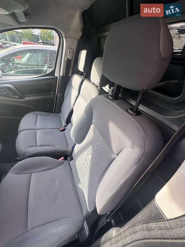Грузовой фургон Citroen Berlingo 2016 в Киеве