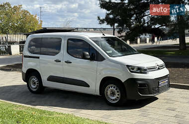 Минивэн Citroen Berlingo 2023 в 