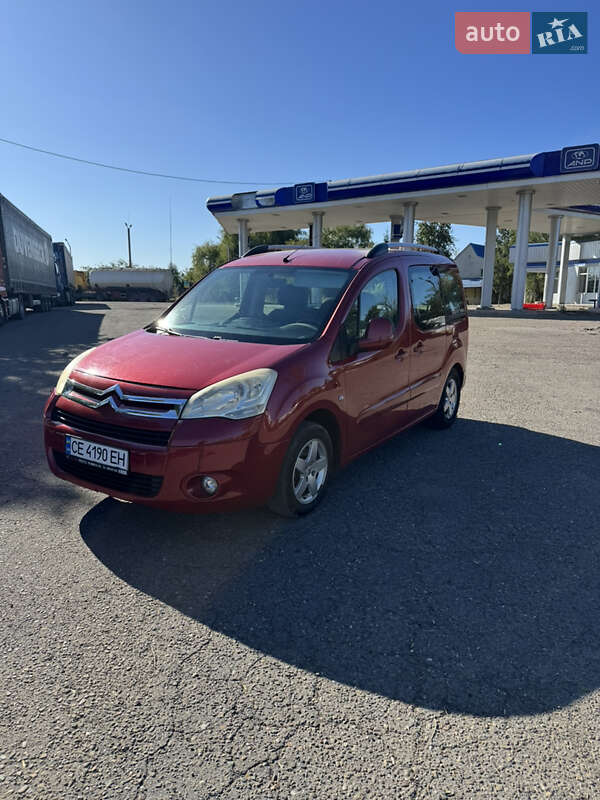 Минивэн Citroen Berlingo 2010 в 