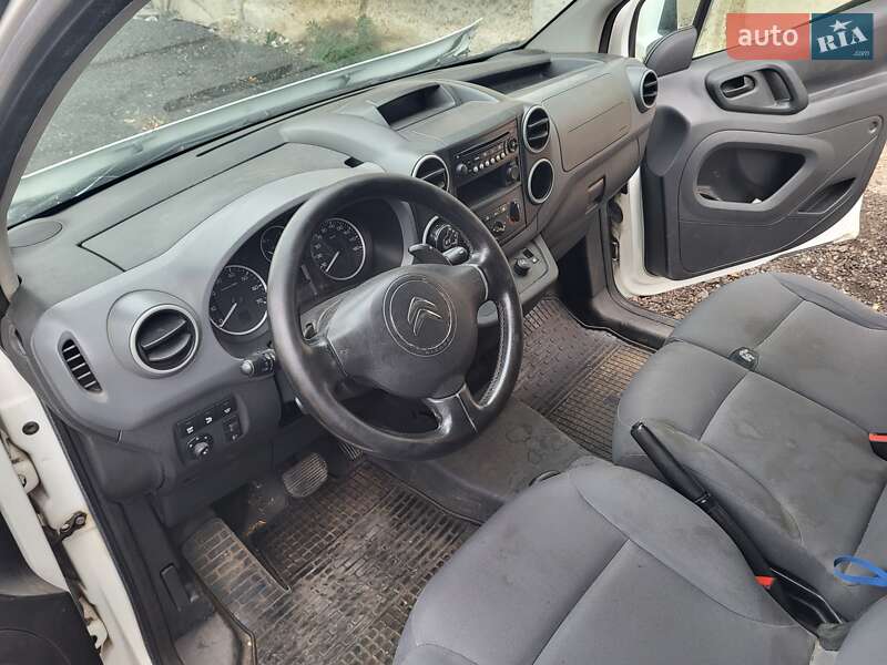 Грузовой фургон Citroen Berlingo 2012 в Николаеве