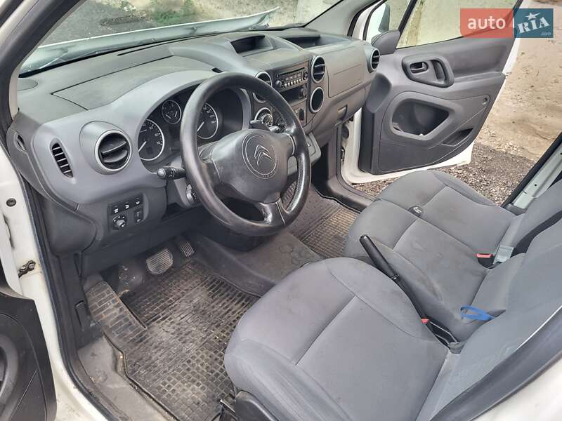 Грузовой фургон Citroen Berlingo 2012 в Николаеве