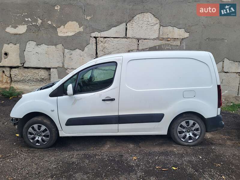 Грузовой фургон Citroen Berlingo 2012 в Николаеве