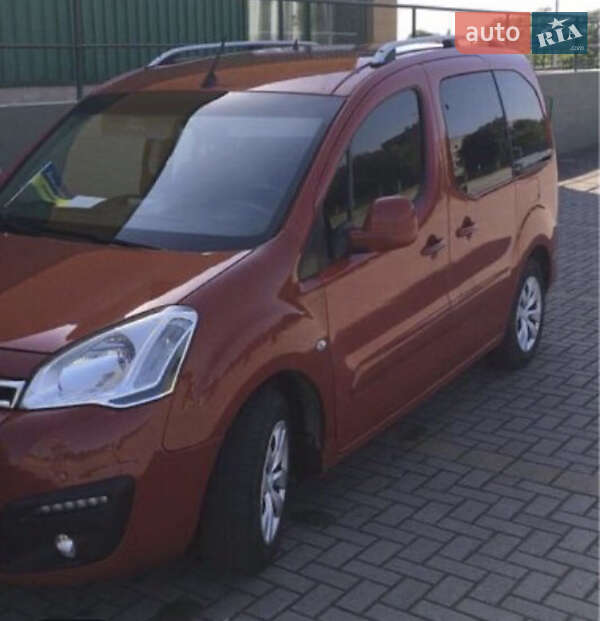 Мінівен Citroen Berlingo 2015 в  фото Мінівен Citroen Berlingo 2015 в