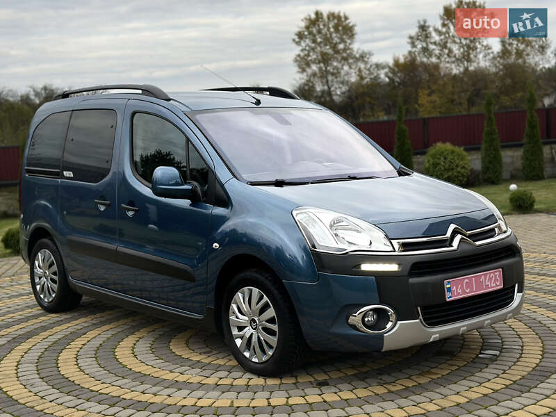 Минивэн Citroen Berlingo 2014 в 