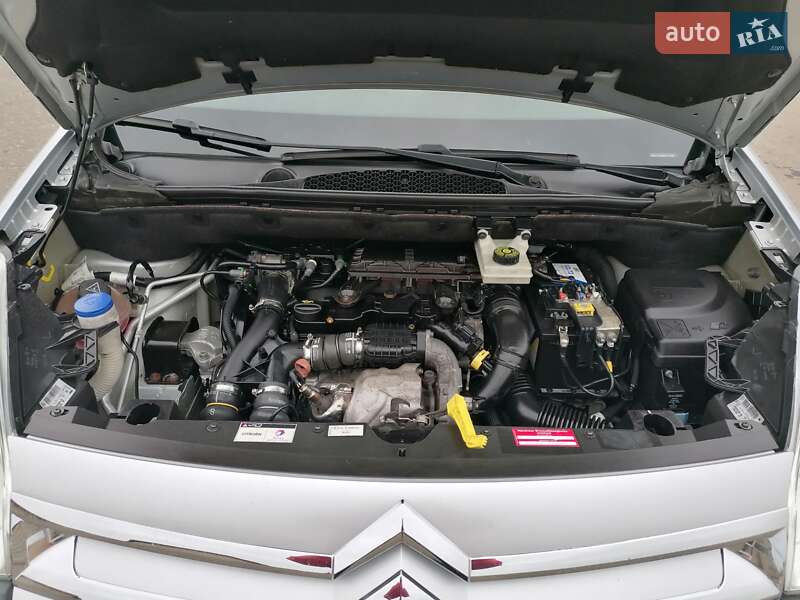 Минивэн Citroen Berlingo 2010 в Латовке