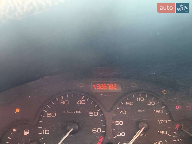 Вантажний фургон Citroen Berlingo 2004 в Знам'янці фото 4 Вантажний фургон Citroen Berlingo 2004 в Знам'янці