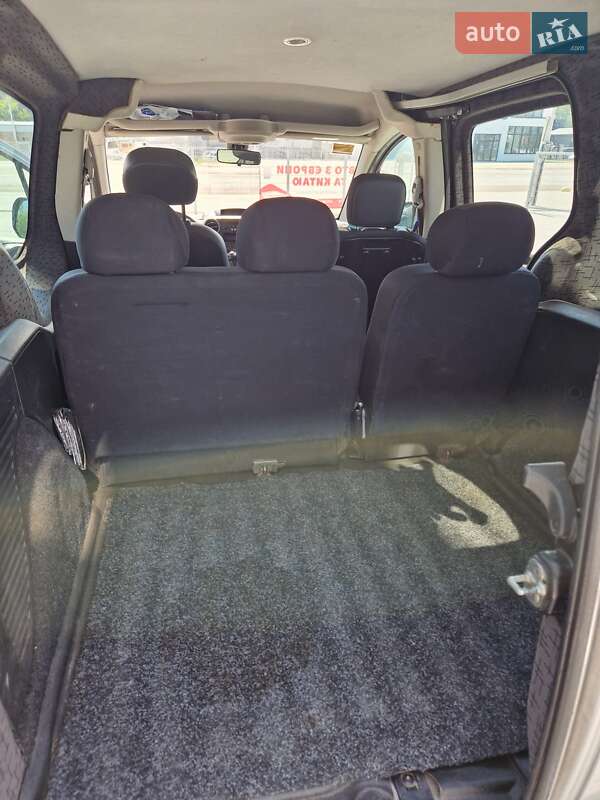 Мінівен Citroen Berlingo 2010 в Чернівцях