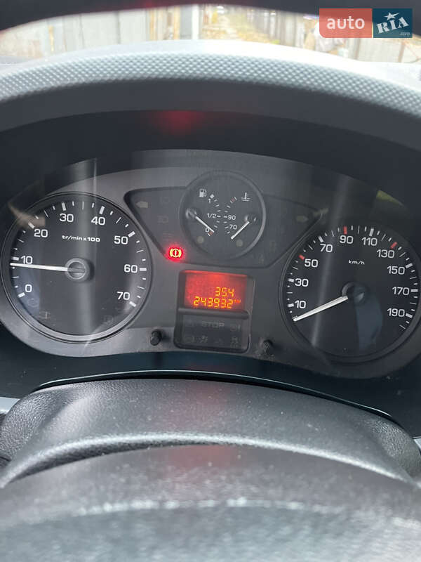 Минивэн Citroen Berlingo 2011 в Киеве фото 6 Минивэн Citroen Berlingo 2011 в Киеве