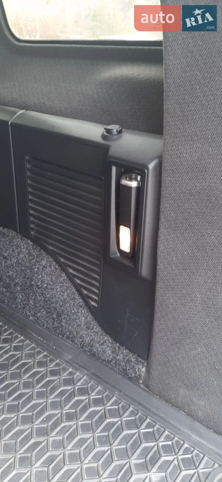 2010 Citroen Berlingo - мініатюра 23