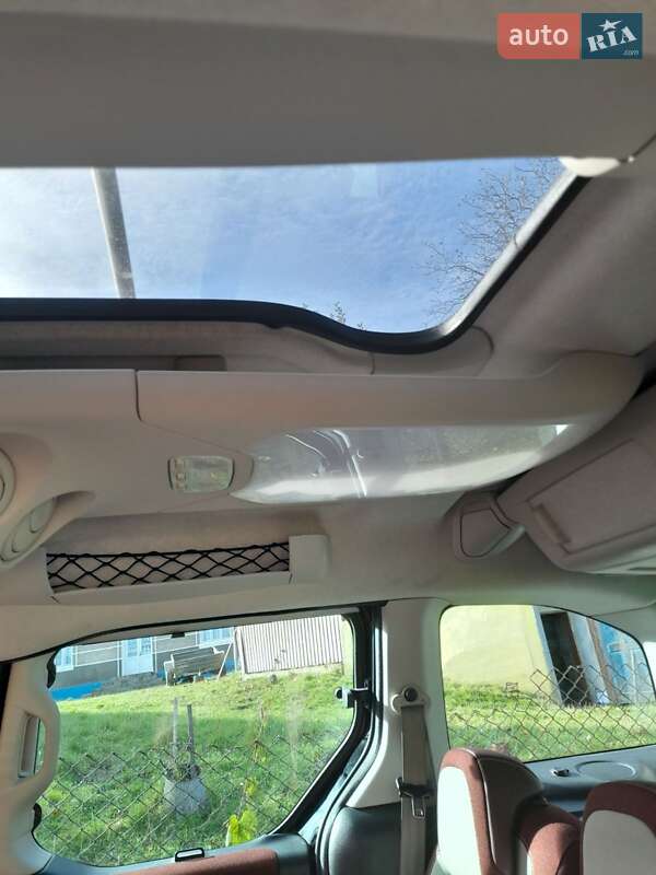Мінівен Citroen Berlingo 2010 в Чернівцях