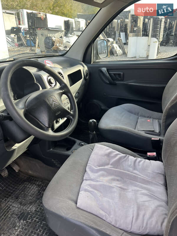 Грузовой фургон Citroen Berlingo 2006 в Черновцах