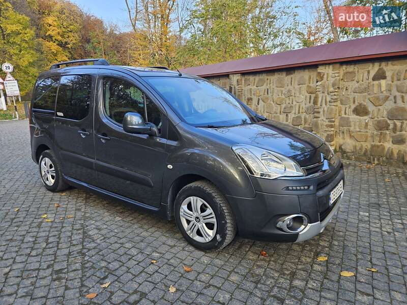 Мінівен Citroen Berlingo 2015 в Чернівцях