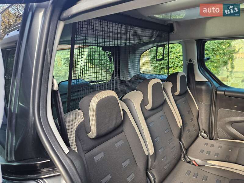 Мінівен Citroen Berlingo 2015 в Чернівцях