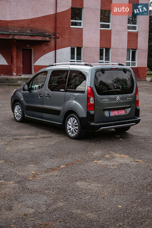 Минивэн Citroen Berlingo 2010 в Бурштыне
