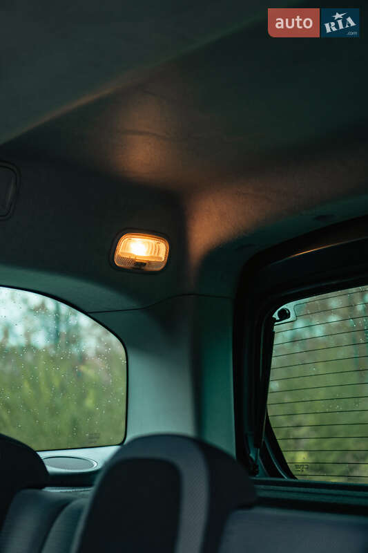 Минивэн Citroen Berlingo 2010 в Бурштыне