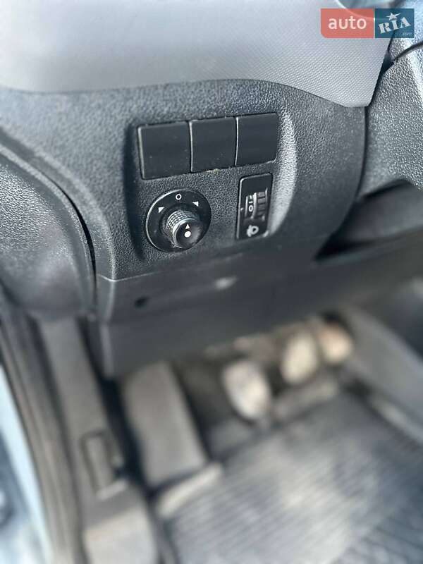 Мінівен Citroen Berlingo 2008 в Нововолинську