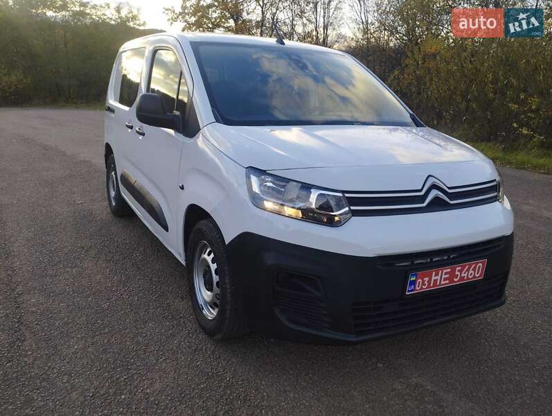 Вантажний фургон Citroen Berlingo 2022 в Долині