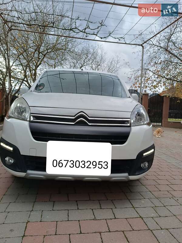 Мінівен Citroen Berlingo 2015 в Хусті фото Мінівен Citroen Berlingo 2015 в Хусті