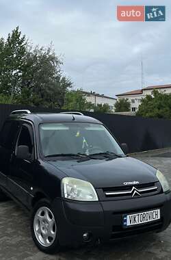 Вантажний фургон Citroen Berlingo 2006 в Сокирянах