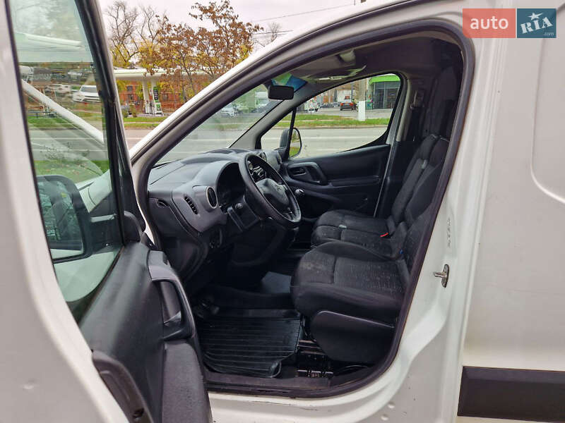 Грузовой фургон Citroen Berlingo 2010 в Кропивницком