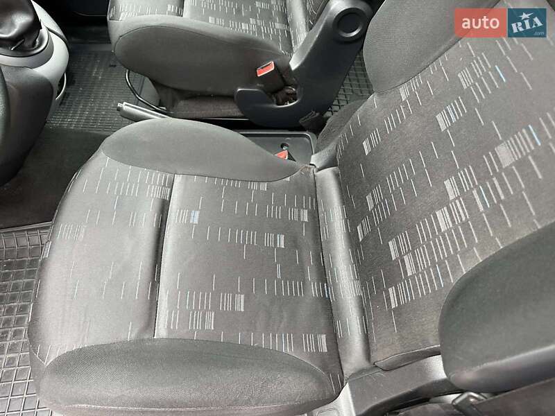 Мінівен Citroen Berlingo 2011 в Одесі