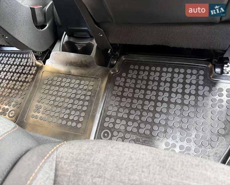 Минивэн Citroen Berlingo 2017 в Львове фото 76 Минивэн Citroen Berlingo 2017 в Львове