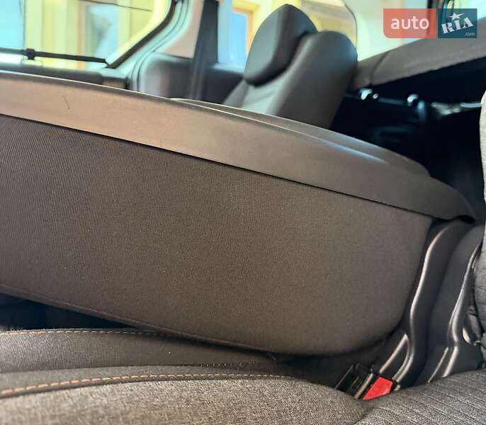 Минивэн Citroen Berlingo 2017 в Львове фото 139 Минивэн Citroen Berlingo 2017 в Львове