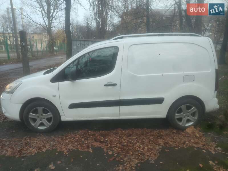 Грузопассажирский фургон Citroen Berlingo 2017 в Киеве