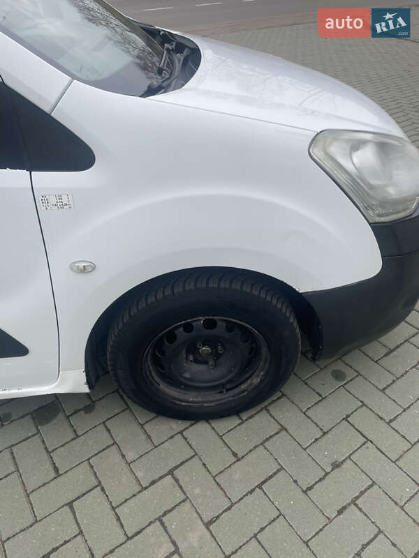 Минивэн Citroen Berlingo 2009 в Могилев-Подольске