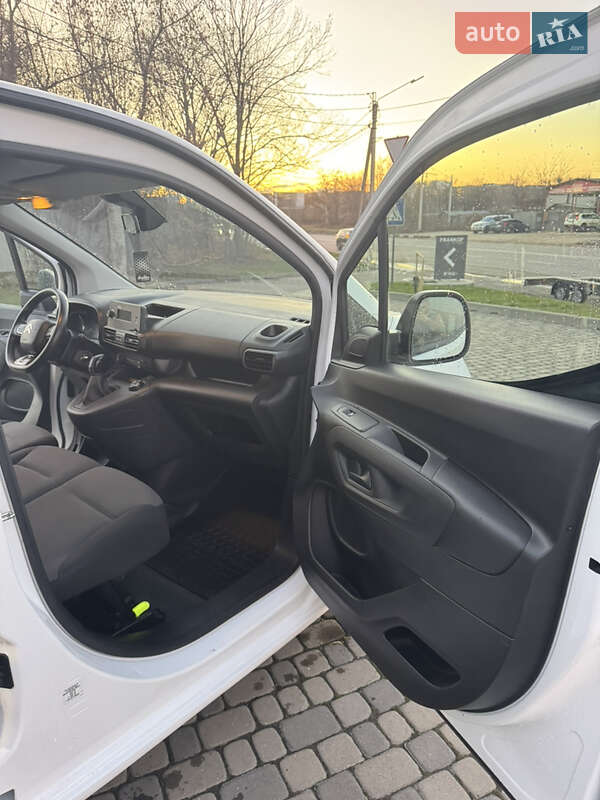 Грузовой фургон Citroen Berlingo 2021 в Ивано-Франковске фото 10 Грузовой фургон Citroen Berlingo 2021 в Ивано-Франковске
