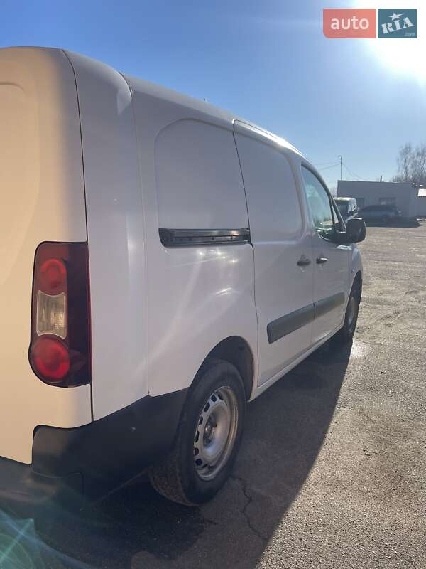 Грузовой фургон Citroen Berlingo 2016 в Луцке