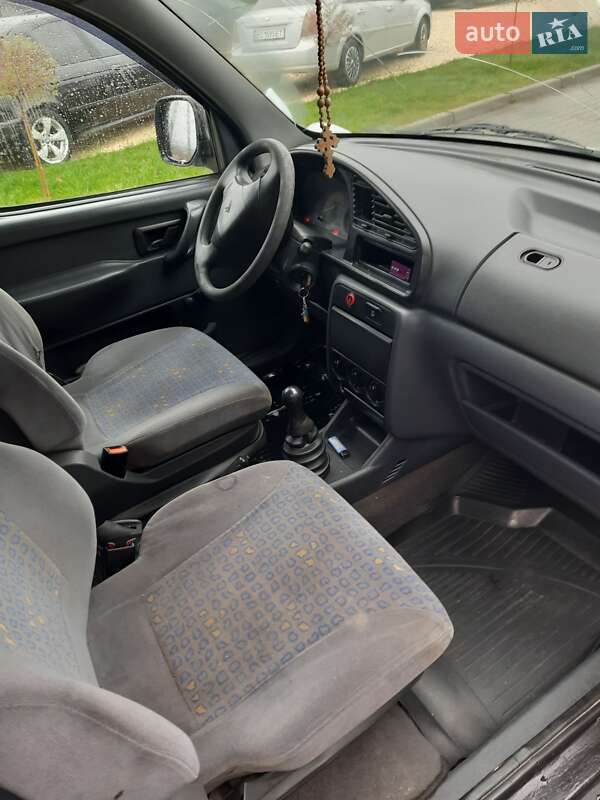 Минивэн Citroen Berlingo 2000 в Шумске