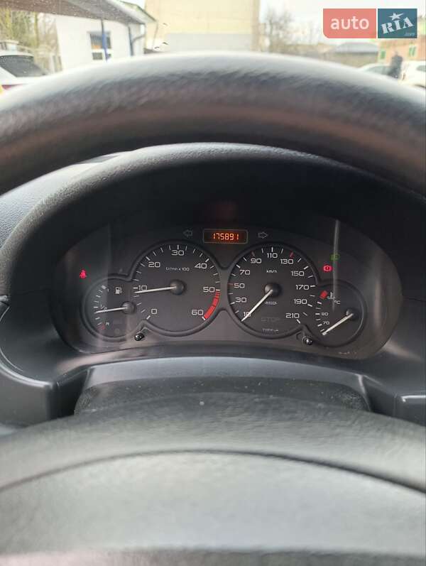 Мінівен Citroen Berlingo 2003 в Старокостянтинові