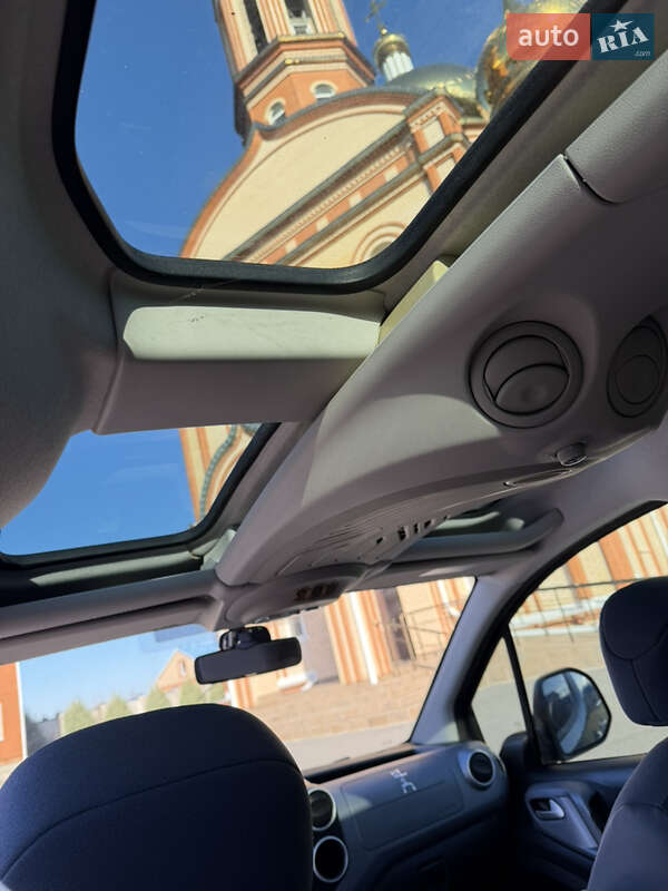 Минивэн Citroen Berlingo 2009 в Виннице