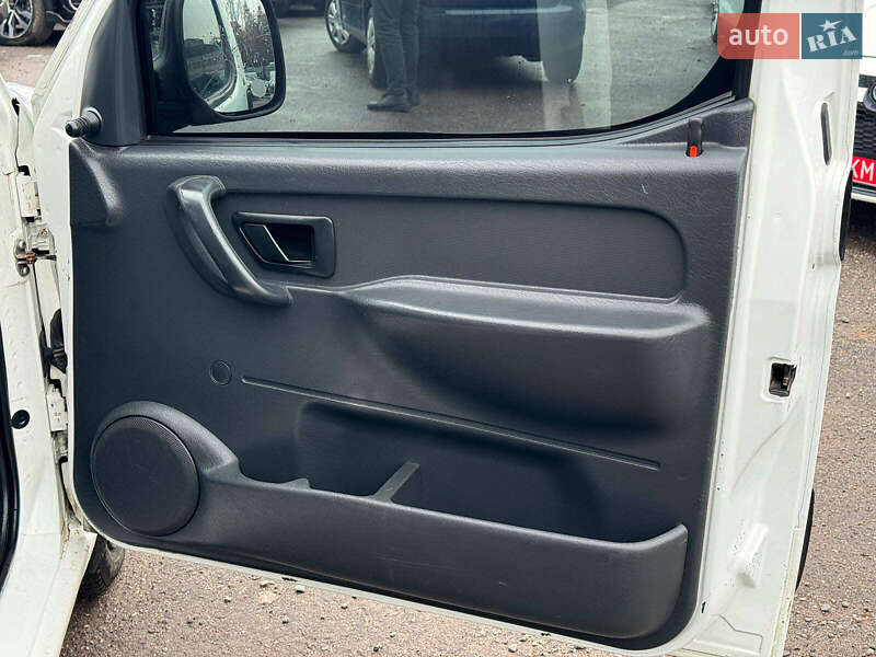 Минивэн Citroen Berlingo 2003 в Виннице