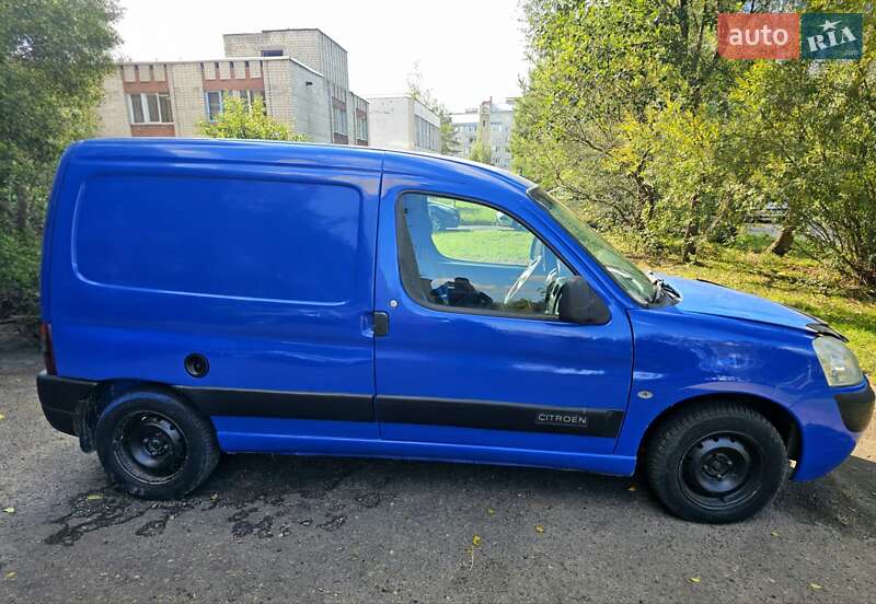 Вантажний фургон Citroen Berlingo 2003 в Львові