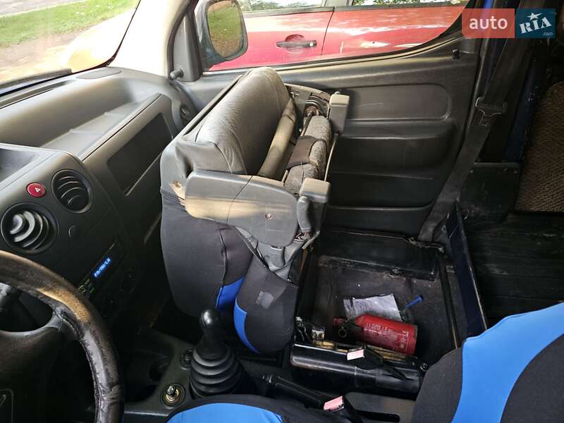 Вантажний фургон Citroen Berlingo 2003 в Львові