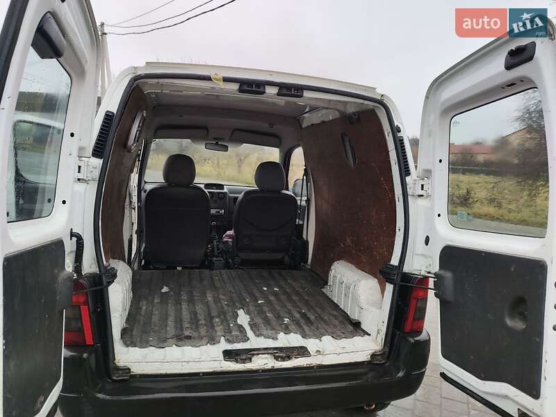 Вантажний фургон Citroen Berlingo 2003 в Львові