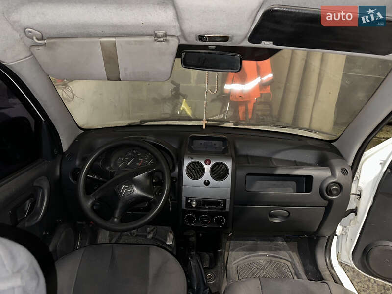 Вантажний фургон Citroen Berlingo 2005 в Збаражі