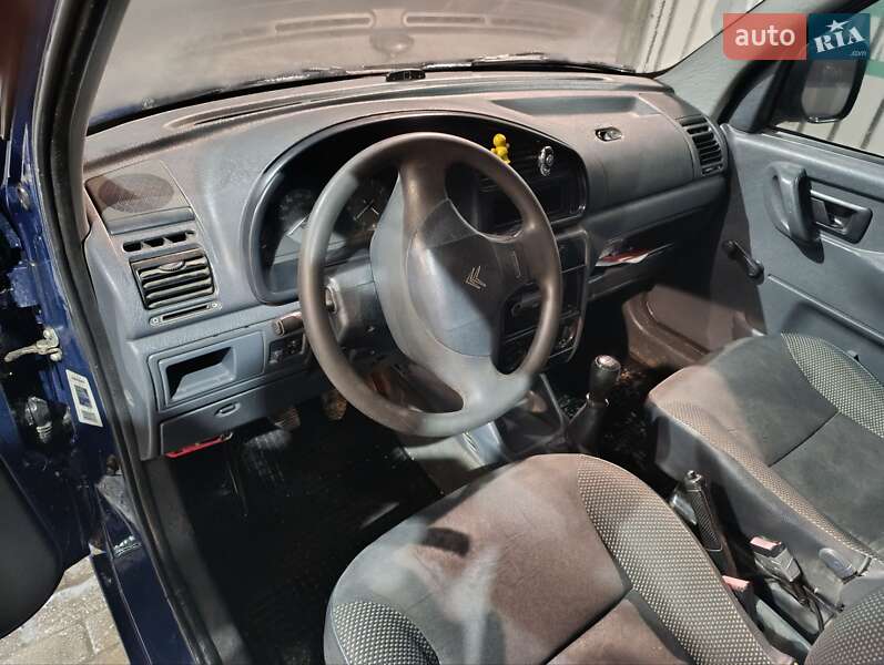 Вантажний фургон Citroen Berlingo 2000 в Тернополі фото 5 Вантажний фургон Citroen Berlingo 2000 в Тернополі