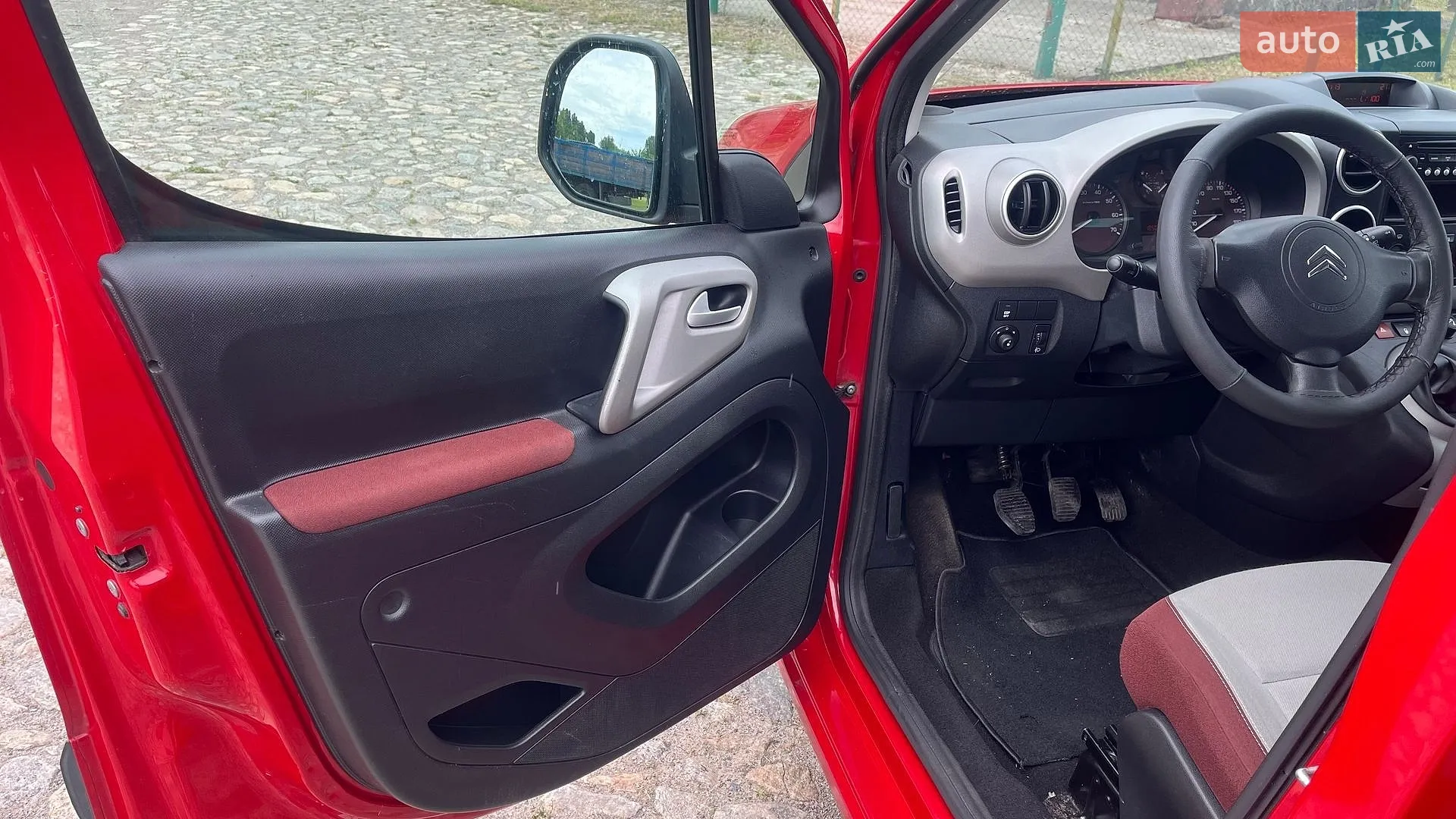 2011 Citroen Berlingo - мініатюра 15